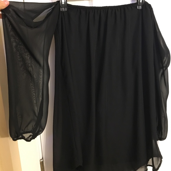 Black cold shoulder dress - Picture 1 of 1